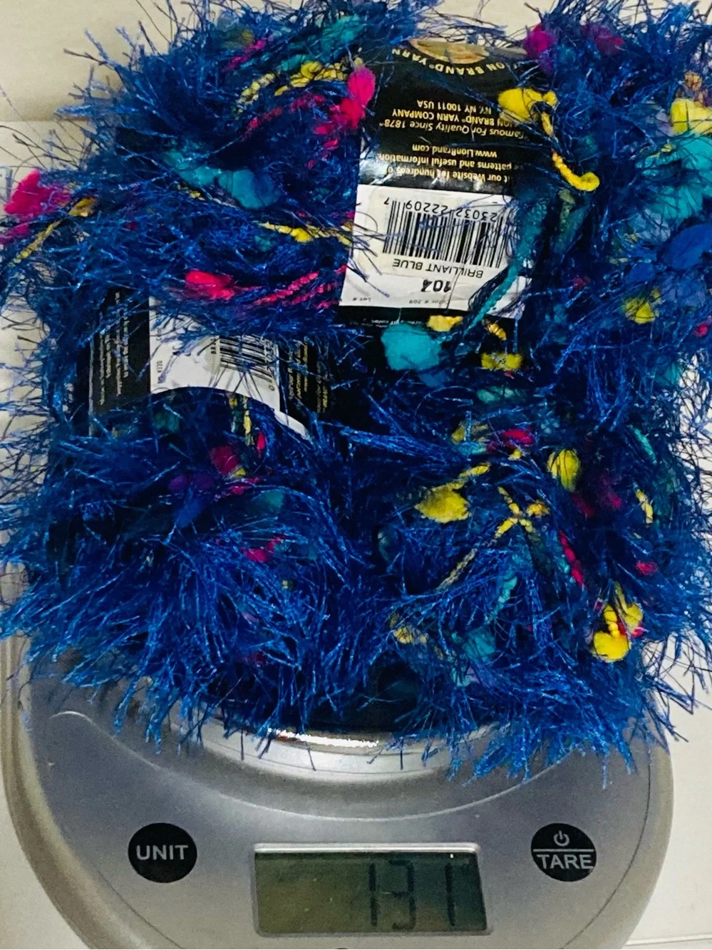 1 NWT ++ (4.62oz / 131g total) Fancy Fur Eyelash Novelty Yarn 104 Brilliant Blue